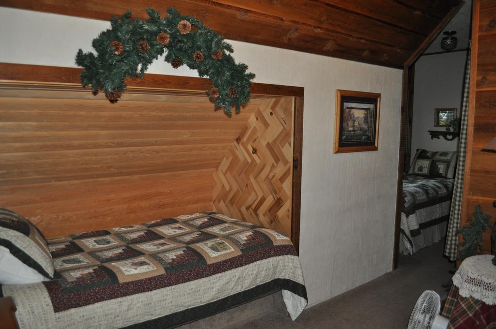 Rocky Ridge Country Lodge Mountain View Pokoj fotografie